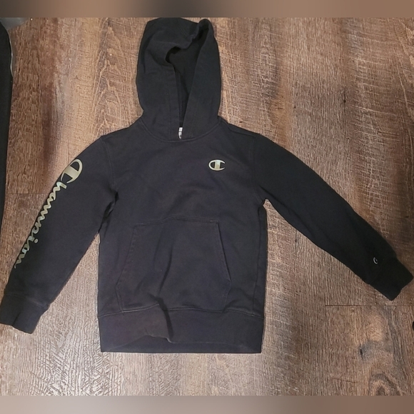 Assorted (BOYS) Clothing Bundle - Picture 15 of 15